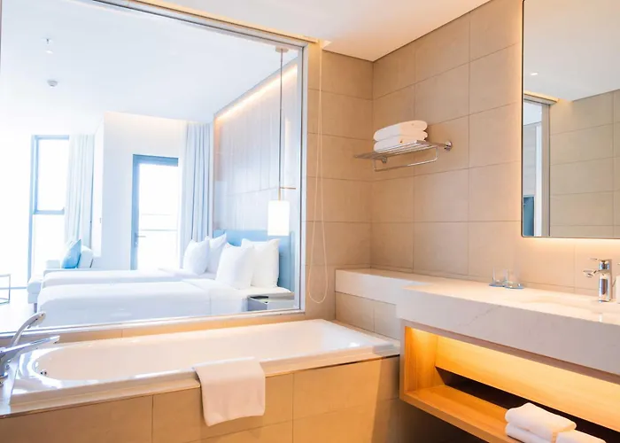 Spring Alacarte Luxury Hạ Long